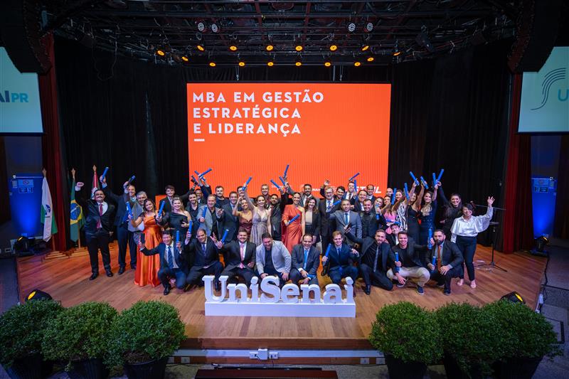 Turma de formandos MBA STIHL